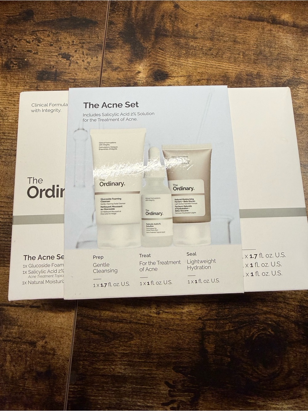 The Ordinary Acne Set - White and Cream Skincare Kit